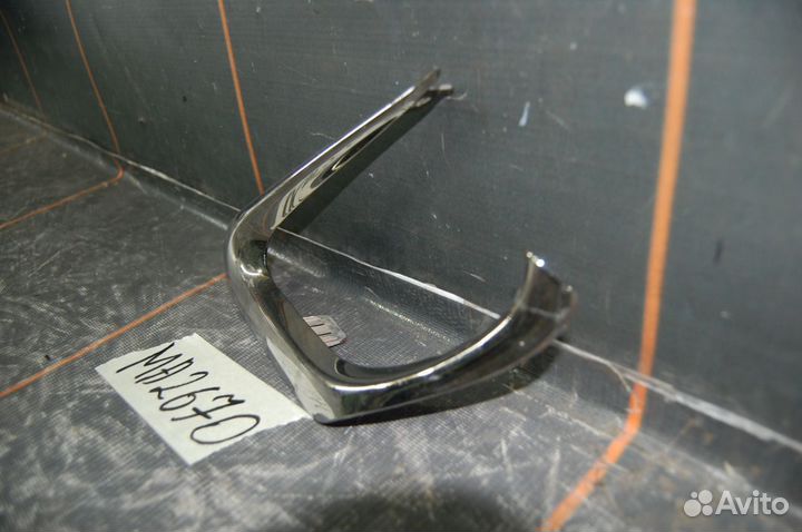 Рамка фары противотуманной левой-Toyota Camry V55