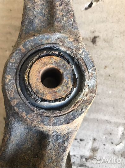 Рычаг передний нижний Хонда Аккорд 6(1116)