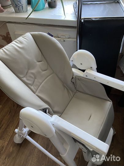 Стульчик для кормления kari kids