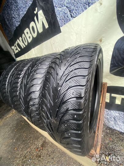 Yokohama IceGuard Stud IG65 235/55 R19