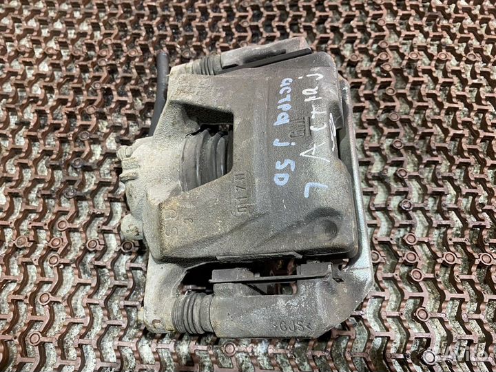 Суппорт передний левый астраj Opel Astra