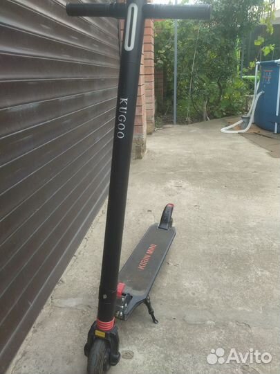 Продаю электросамокат