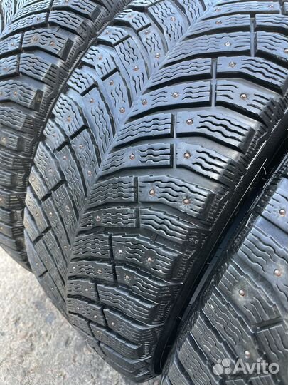 Michelin X-Ice North 4 225/50 R17 98T