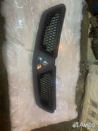 Решетка радиатора mitsubishi lancer 9 рестай