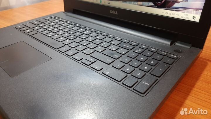 Стильненький бюджетный игровой ноутбук Dell