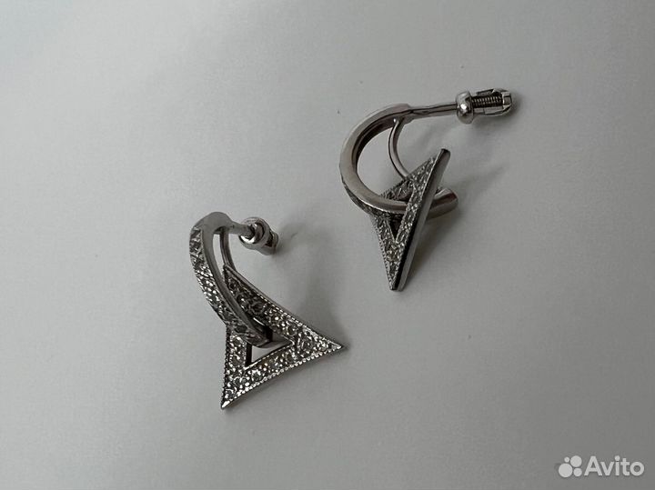 Золотые серьги 585