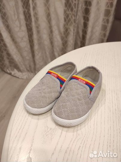 Слипоны тапочки сандалии детские 24 размер