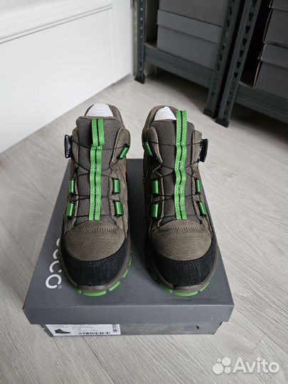 30/31/32/33/34/35 новые ботинки ecco exostrike