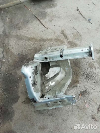 Четверть передняя правая VW Passat B5+2000-2004 го