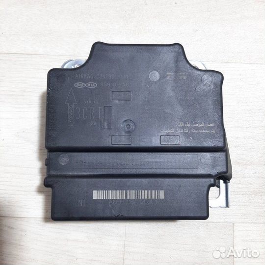 Блок управления SRS Hyundai I30 2014