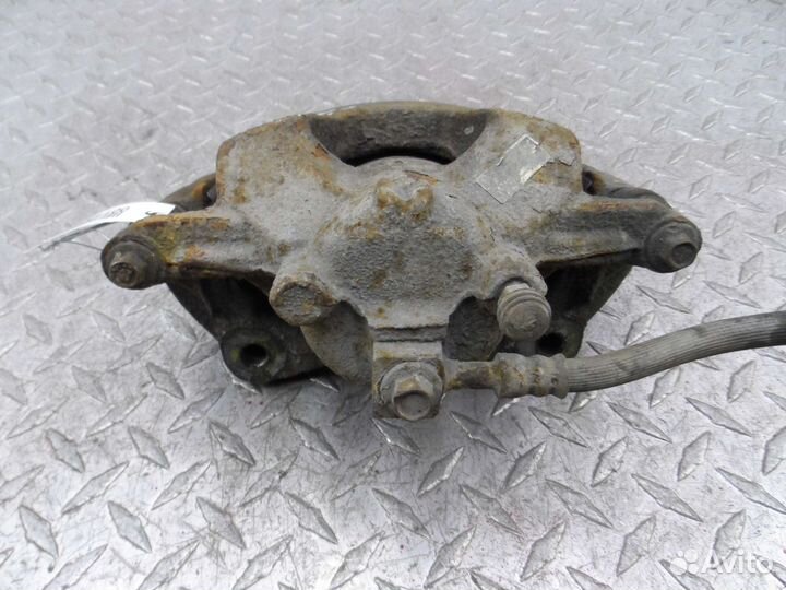 Суппорт передний правый Chevrolet Cruze J300