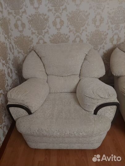 Диваны и холлы