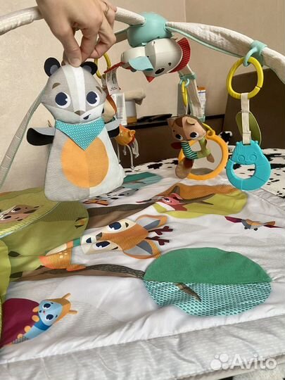 Детский развивающий коврик Tiny Love