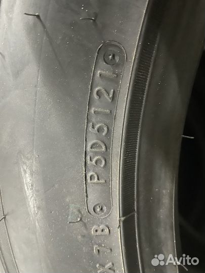 Nitto NT421Q 275/45 R20 110W