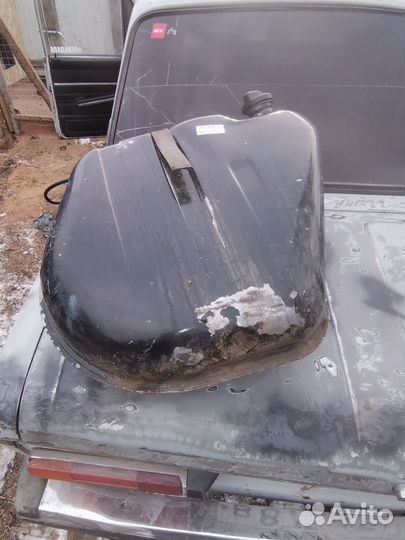 Бензобак с насосом на ваз 07