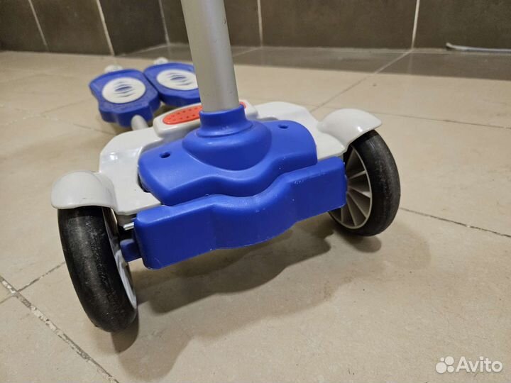 Самокат инерционный Amico от 3 лет