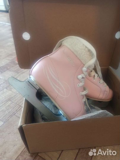 Коньки для девочки двухполозные