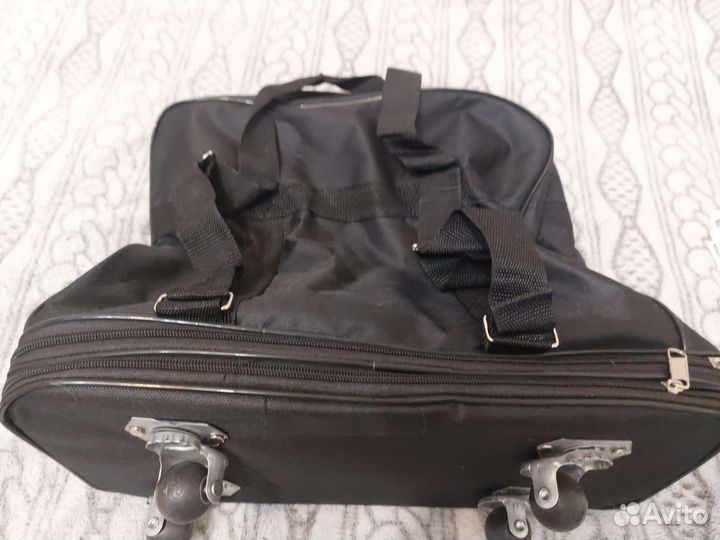 Чемодан сумка на колесах