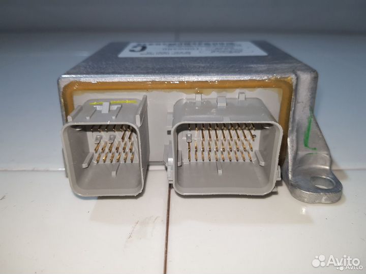 Модуль управления AIR BAG Ford Maverick 04- новый