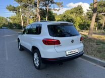 Volkswagen Tiguan 2.0 AT, 2012, 175 000 км, с пробегом, цена 1 560 000 руб.