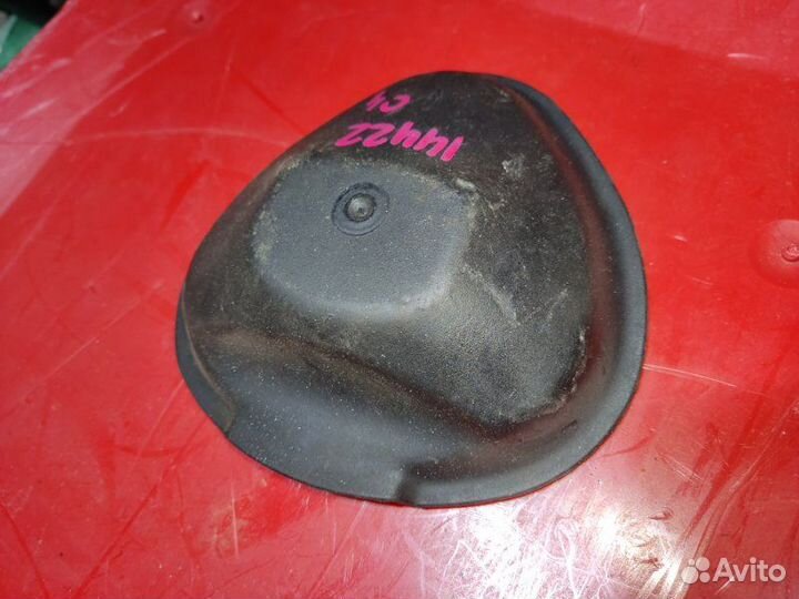 Крышка опоры Audi A6 седан 2.6I 1996