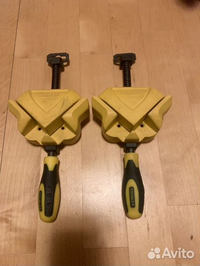 Струбцина угловая stanley Bailey 0-83-122