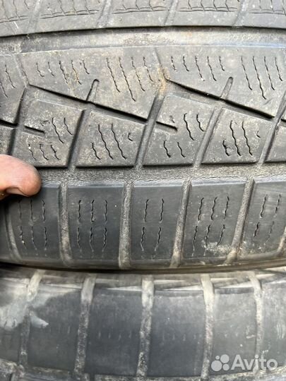 Yokohama 104ZR 275/45 R20