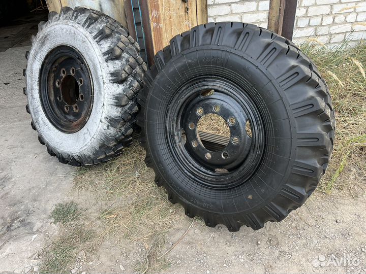 Омскшина М-93 12.00/60 R20 138J