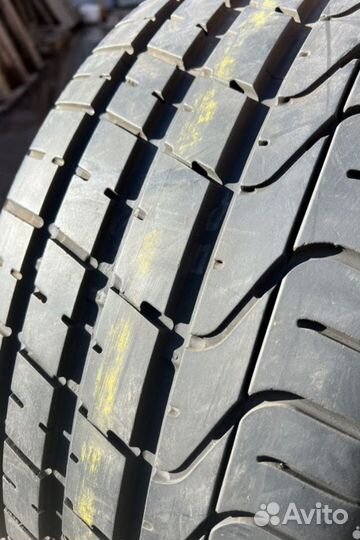 Pirelli P Zero 245/40 R19