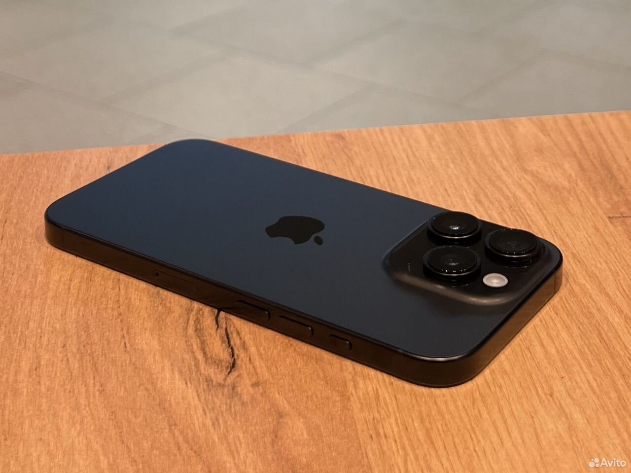 iPhone 16 Pro, 256 ГБ