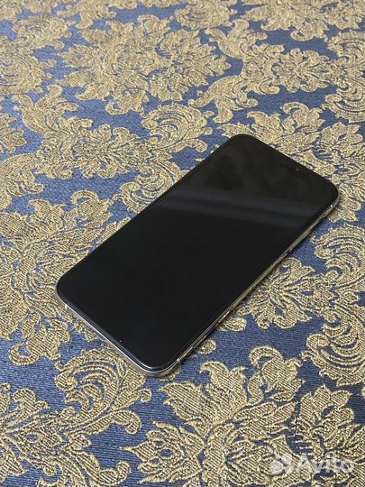 iPhone Xs, 64 ГБ