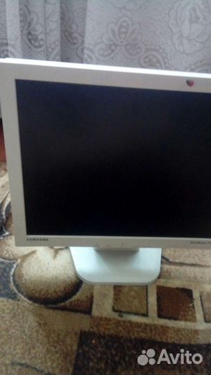 Монитор samsung