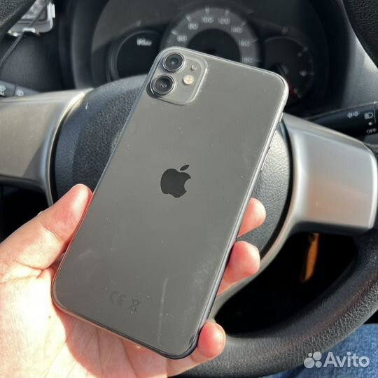 iPhone 11, 64 ГБ