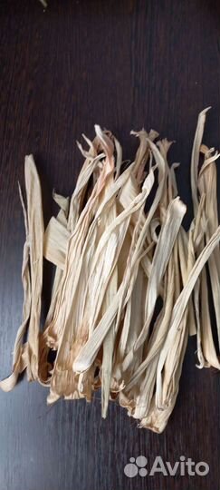 Кукуруза. Листья от початка. Сухоцвет