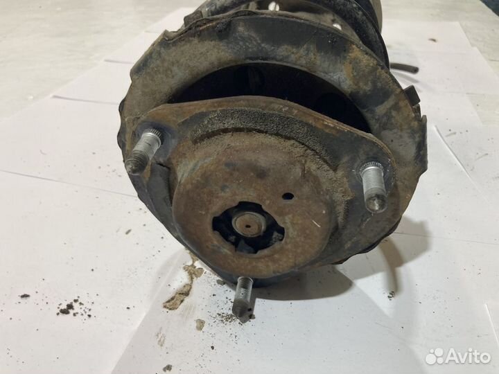 Амортизатор передний