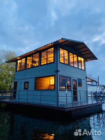 Баня на воде с банкетным залом на 12 человек