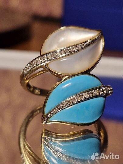 Эксклюзивное золотое кольцо 585