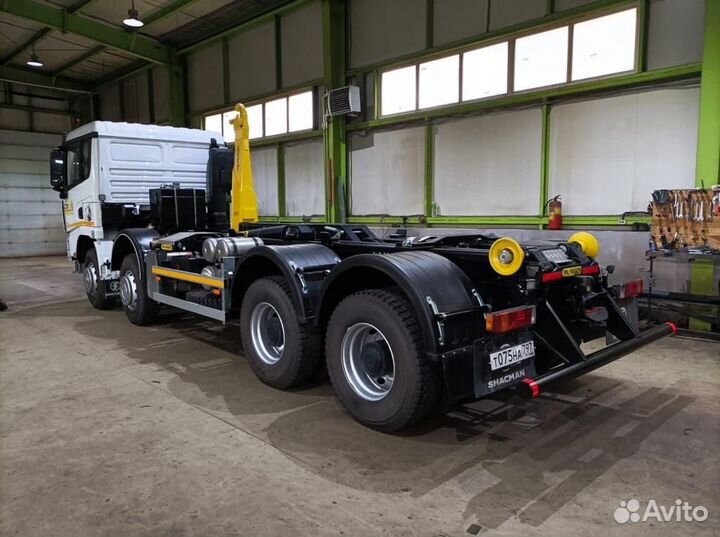 Shacman 8x4 мультилифт 26 тонн