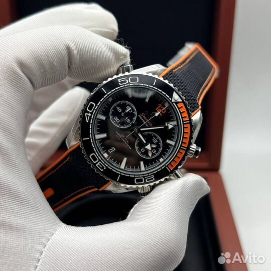 Часы Omega Seamaster Planet Ocean