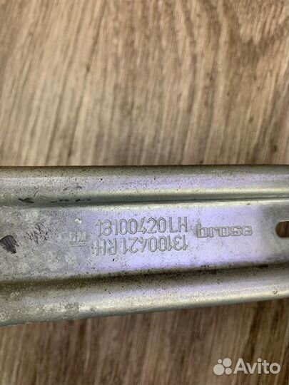 Стеклоподъемник задний левый Opel Astra H хетчбэк