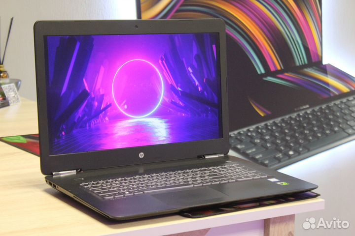 Игровой HP с большим 17.3