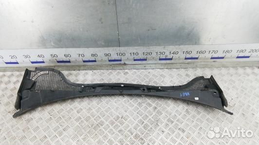 Накладка декоративная (жабо, дождевик) skoda octav