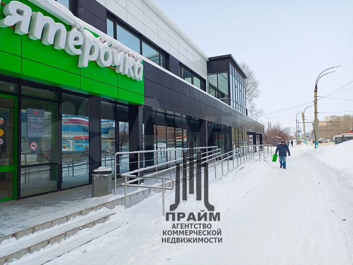 Торговая площадь у перекрестка в новом ЖК, 80 м²