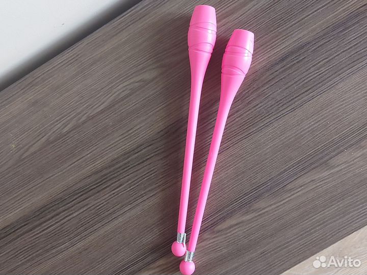 Булавы 36 см, мяч, обручь, скакалка гимнастические