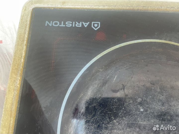 Духовой шкаф и панель бу Ariston