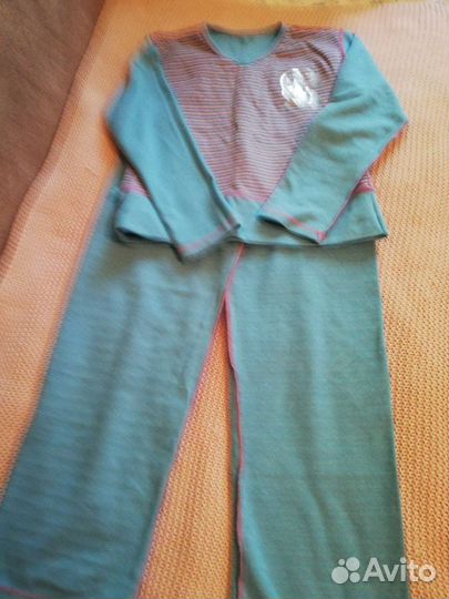 Спортивный костюм женский 44 46