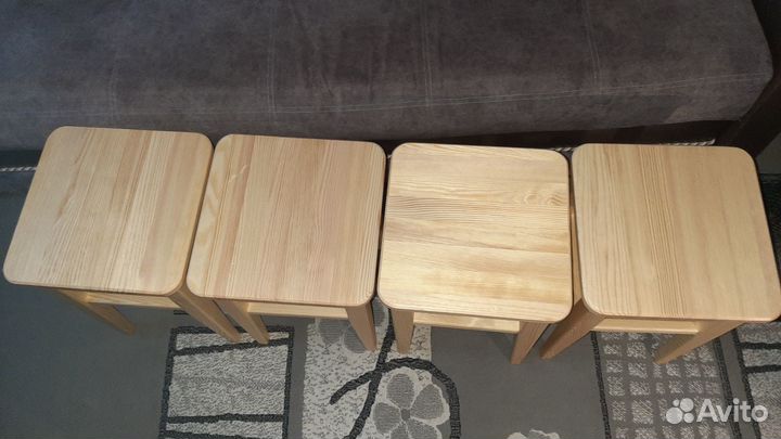 Табуретки деревянные
