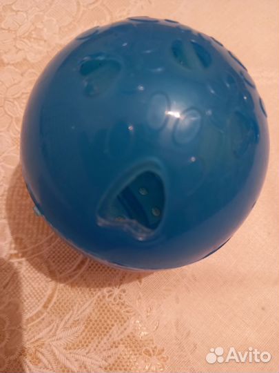 Шар для кормления собак или кошек