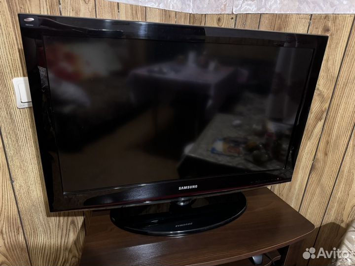 Телевизор samsung