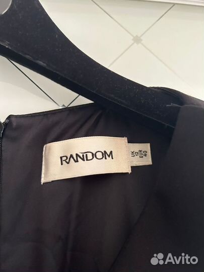 Стильное новое платье